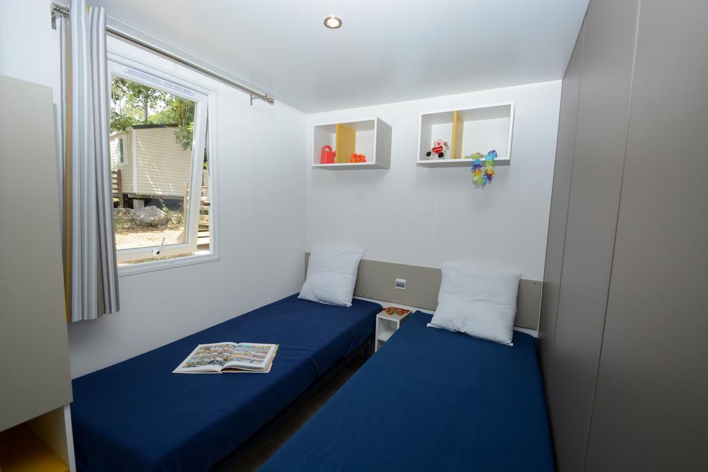 Camping Le Parc Saint-Paul-en-Foret Exterior photo